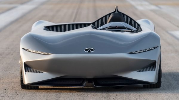 INFINITI Prototype 10 Concept Car Low Speedster Layout